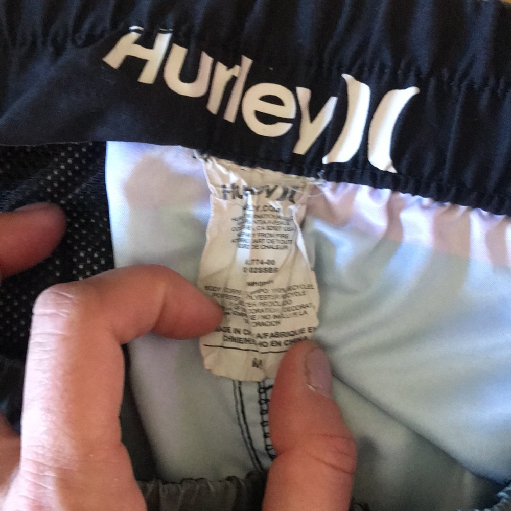 Hurley athletic Shorts - Picture 3 of 3